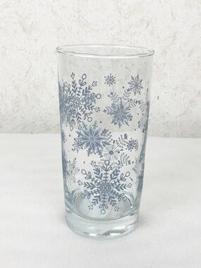 Royal Norfolk Blue Snowflakes Highball Tea Tumbler Glass Winter 16.3 Oz